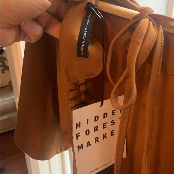 Hidden Forest Market open back shirring jumpsuit - Picture 7 of 7